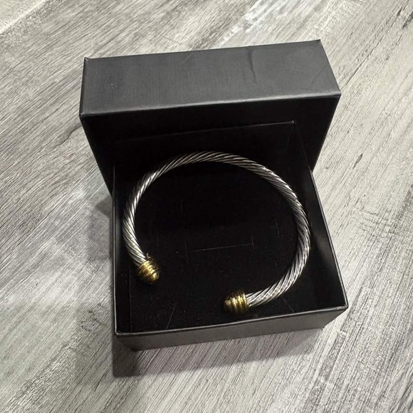 David Yurman Full Gold Tip Braclet - Picture 4 of 6